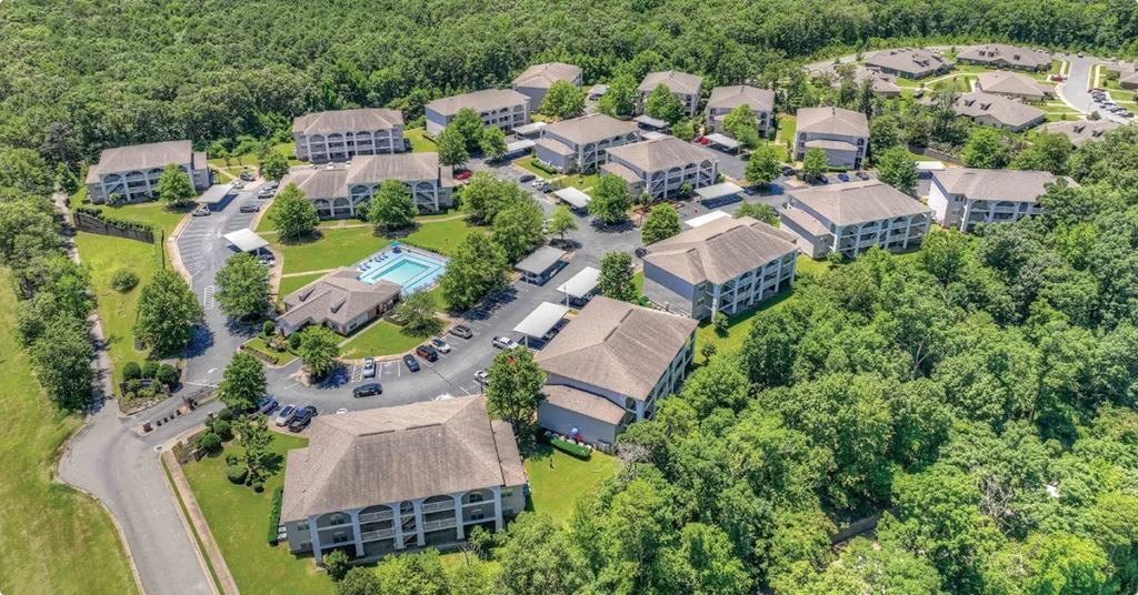 Aerial photo of Parham Pointe apartment complex